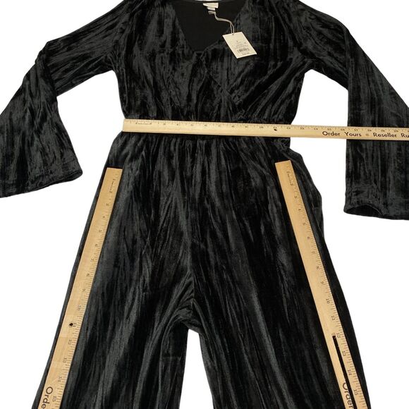 A New Day Jumpsuit Womens Small Black Velvet Empire Waist V Neck Straight Leg - Picture 6 of 16